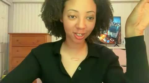 nnionline online show from October 14, 5:49 pm