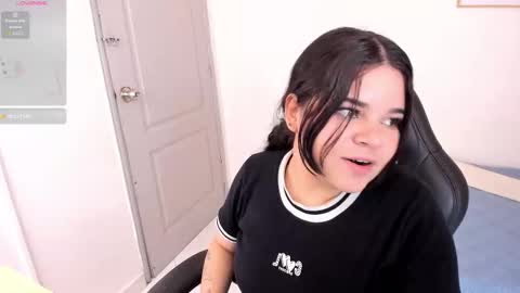 Noa online show from February 6, 8:11 pm