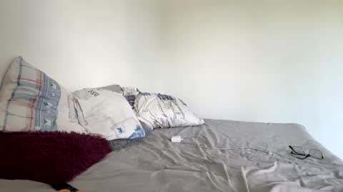 noah_3050 online show from October 25, 5:57 pm