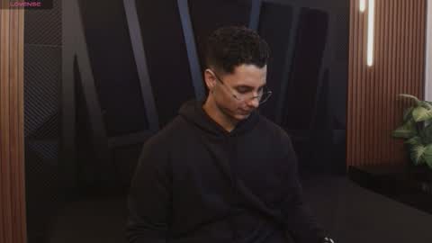 Noah online show from February 17, 5:28 am