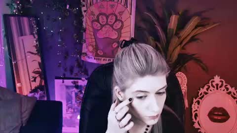 REAL name LiaDM are always open online show from June 20, 3:40 pm