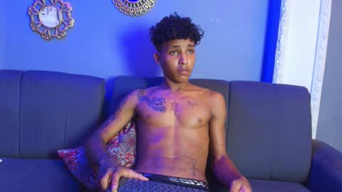 NOAH SMITH online show from March 2, 1:32 am