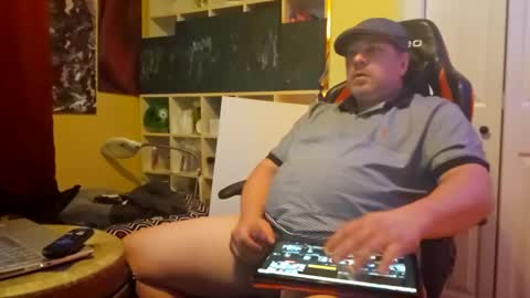 Jonny Coxman online show from September 13, 11:34 am