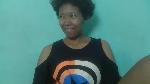 noellah online show from January 12, 5:47 am