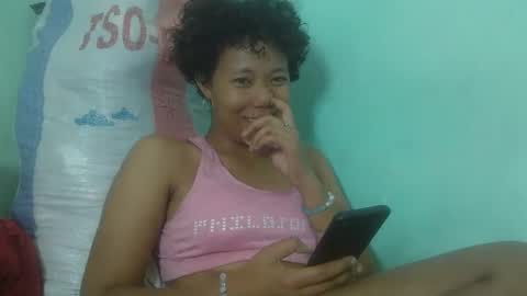 noellah online show from February 9, 7:05 pm