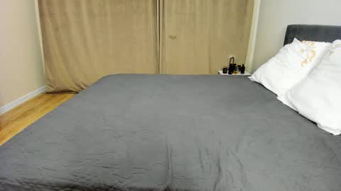 Noelle Natty online show from November 15, 3:41 am