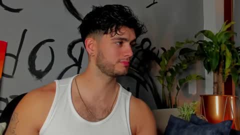 kevin online show from March 1, 12:07 am