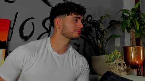 kevin online show from February 22, 11:46 pm