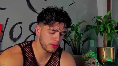 kevin online show from February 24, 1:13 am