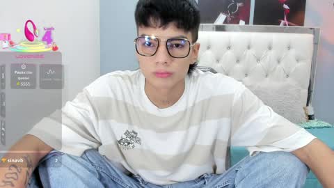 Noha Scott online show from April 1, 10:39 pm