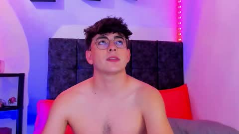 Nolan  online show from November 5, 9:06 pm