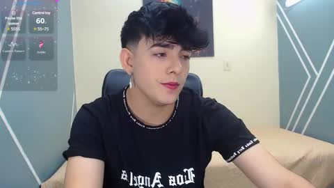 Snapshot of nolan_twink chatting on March 2, 5:47 pm Nolan online show from March 2, 5:47 pm