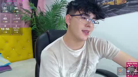Snapshot of nolan_twink chatting on February 14, 6:29 pm Nolan online show from February 14, 6:29 pm