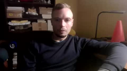 J. online show from November 3, 7:37 pm