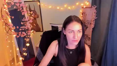 Nora online show from February 8, 9:51 pm