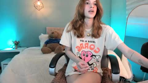 Snapshot of nora_vennucci chatting on October 10, 8:57 pm Nora online show from October 10, 8:57 pm