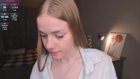 Snapshot of normaemans chatting on October 10, 8:13 pm Beatrice online show from October 10, 8:13 pm
