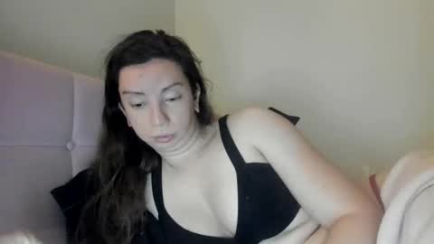Snapshot of nortar9766 chatting on October 15, 12:03 am Emily snow online show from October 15, 12:03 am