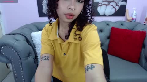 Snapshot of north_sweet_ chatting on January 13, 3:04 pm N O R T H online show from January 13, 3:04 pm