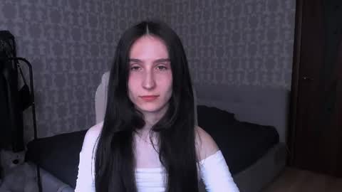 Hazel online show from May 17, 3:21 pm
