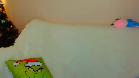 hi glad to chat online show from December 23, 11:49 pm