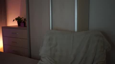 Tina online show from March 22, 7:18 pm