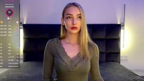 Goldie online show from March 12, 4:44 pm