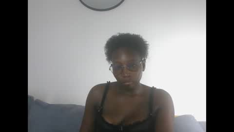 Snapshot of notorioussaint chatting on October 9, 7:19 pm notorioussaint online show from October 9, 7:19 pm