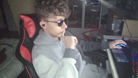 NotSpace   online show from December 1, 9:06 pm