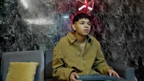 NOVA online show from May 23, 1:07 pm