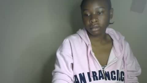 novaah online show from November 20, 2:43 am