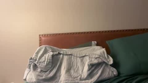 npf82405 online show from February 2, 2:20 am