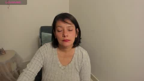 nuit_rose online show from March 10, 2:49 am