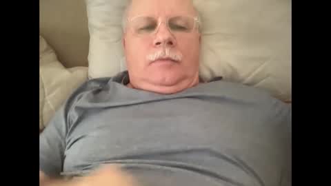 nukiss online show from September 22, 12:31 pm