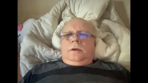 nukiss online show from October 21, 9:14 am