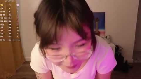 Erica online show from June 22, 2:17 am