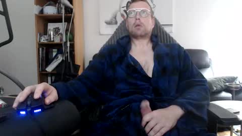 nursefan online show from October 12, 8:29 am