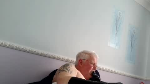 stockings  suspenders mad online show from May 11, 4:37 pm