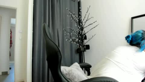 Steff online show from June 1, 11:55 am