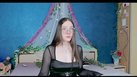 Snapshot of nymphalean chatting on January 2, 5:50 pm Kat online show from January 2, 5:50 pm