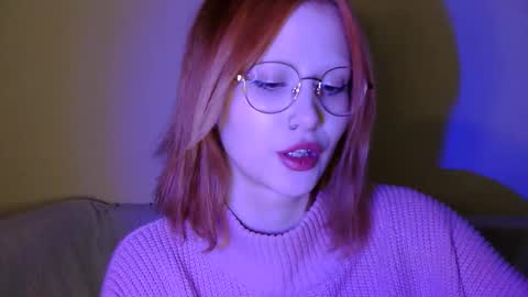 Snapshot of nyra_thira chatting on October 23, 12:23 am nyra_thira online show from October 23, 12:23 am