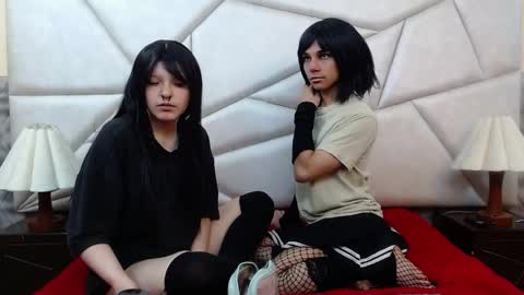 nyx_and_arian online show from March 27, 3:46 pm
