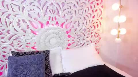 Ana  online show from October 23, 12:28 pm