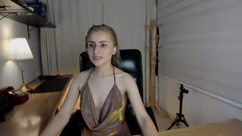 Ana  online show from February 25, 10:41 am