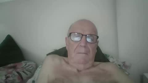 oggi95 online show from October 15, 1:45 pm