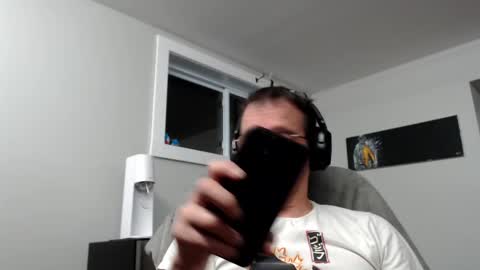 Snapshot of ohbitt chatting on October 4, 3:48 am ohbitt online show from October 4, 3:48 am