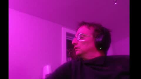 Snapshot of ohbitt chatting on January 9, 3:58 am ohbitt online show from January 9, 3:58 am