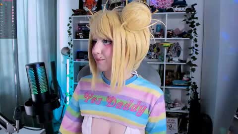 Clementine  Clem  online show from October 3, 11:07 am