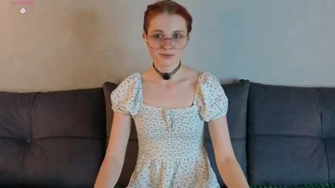 Yumi online show from May 15, 7:32 pm