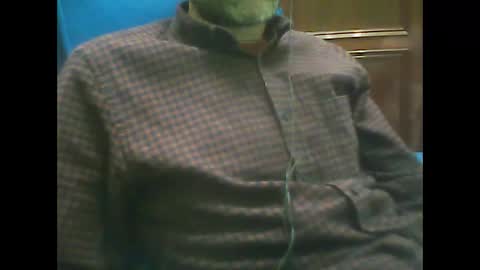 ojosverdess30 online show from December 30, 3:34 pm